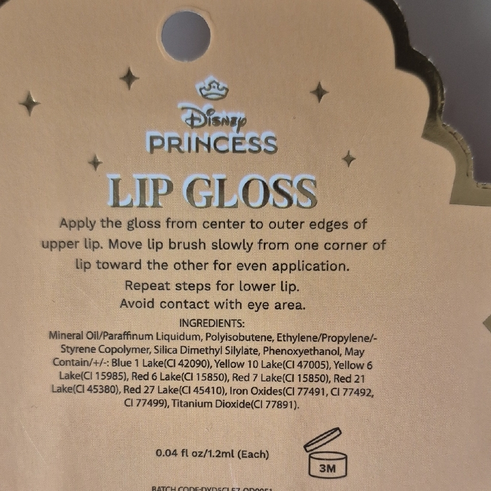 🔥🔥STEAL🔥🔥Disney Moana Crew Socks - Gray, Red, and Brown - Picture 6 of 6